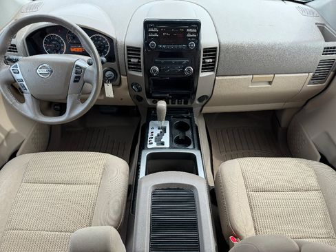 Used 2013 Nissan Titan SV w/ SV Value Truck Pkg image 10