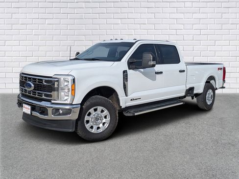 Used 2023 Ford F350 XLT w/ FX4 Off-Road Package image 1