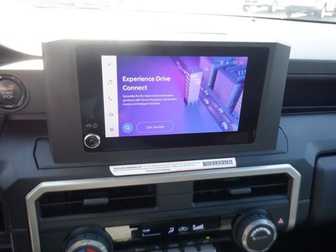 Used 2024 Toyota Tacoma SR image 12