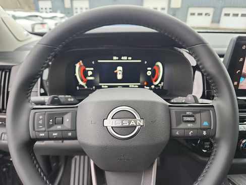 New 2026 Nissan Pathfinder Platinum w/ Accent Package AWD/4WD image 15