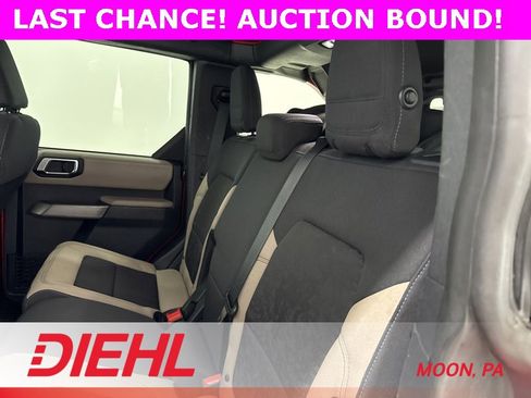 Used 2022 Ford Bronco Wildtrak image 18