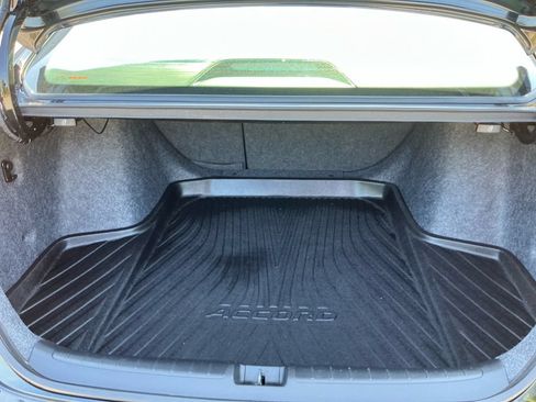 Used 2021 Honda Accord Sport image 17