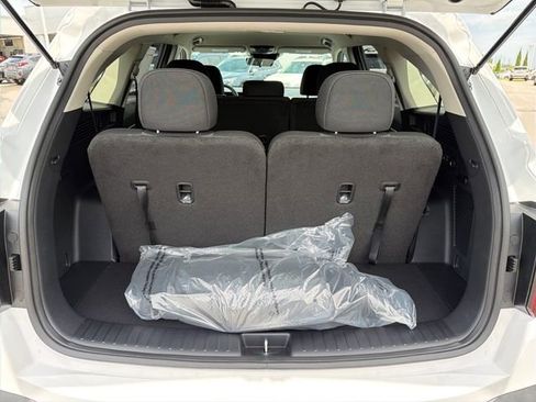 New 2026 Kia Sorento LX FWD image 24