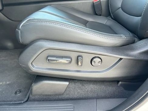 Used 2026 Honda Pilot EX-L image 12