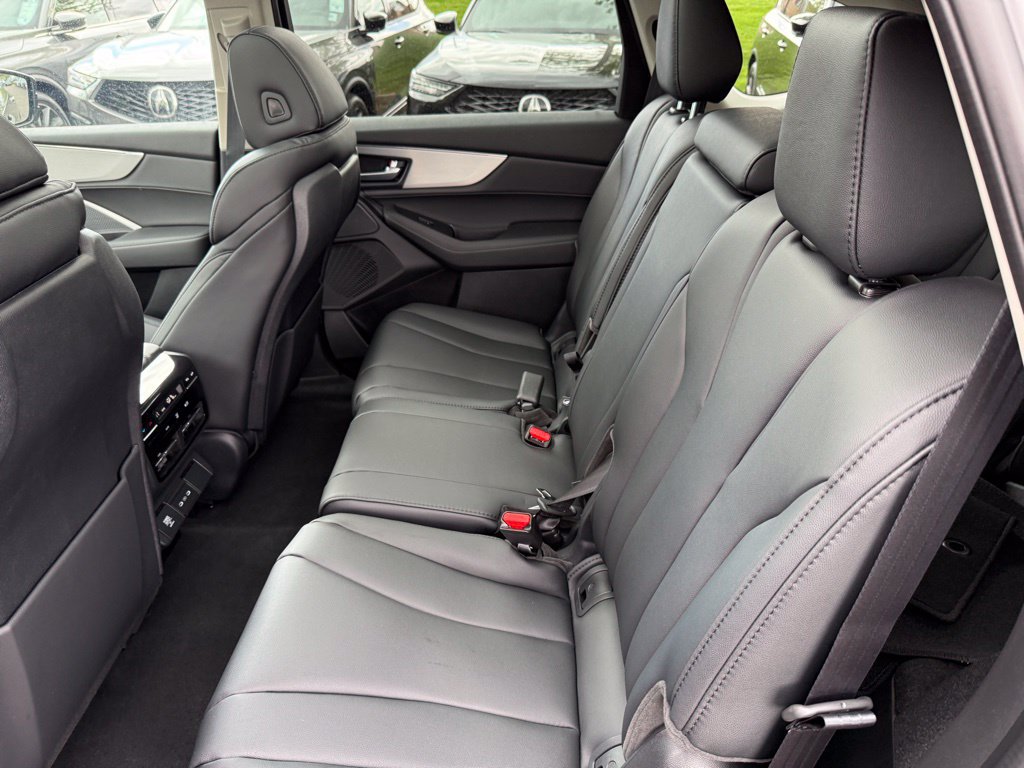 Certified 2026 Acura MDX SH-AWD image 15