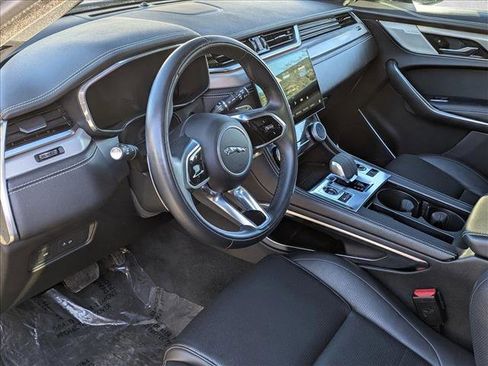 Used 2025 Jaguar F-PACE R-Dynamic S image 10
