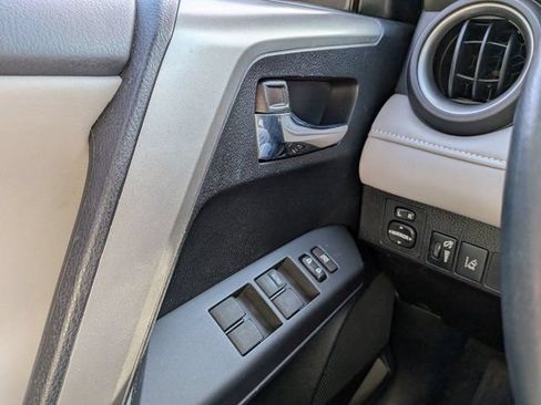 Used 2018 Toyota RAV4 XLE w/ Plus Extra Value Package AWD/4WD image 26