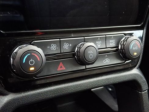 Used 2024 Ford Ranger XLT image 17