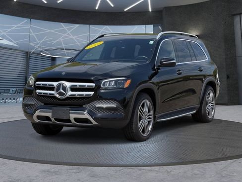 Used 2022 Mercedes-Benz GLS 450 4MATIC image 2
