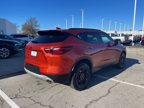 Certified 2021 Chevrolet Blazer LT image 3