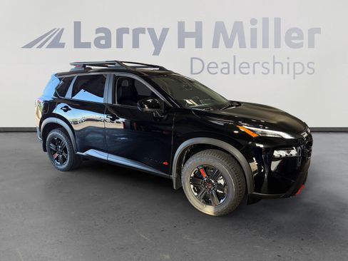 New 2026 Nissan Rogue SV image 7