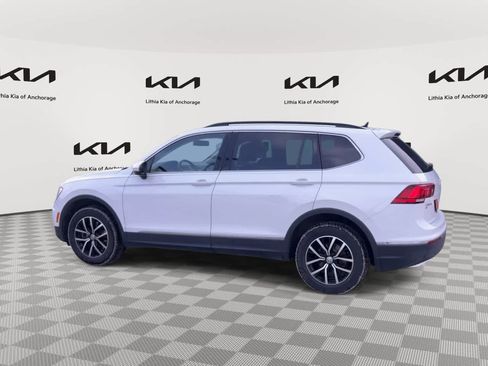 Used 2021 Volkswagen Tiguan SE image 5