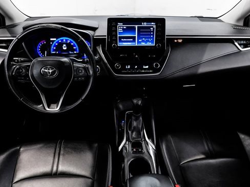 Used 2020 Toyota Corolla XLE image 23