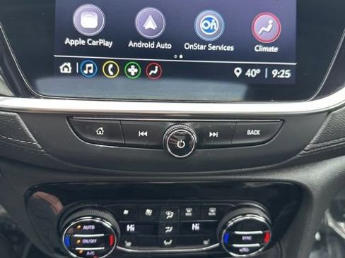 Used 2021 Buick Encore GX Essence w/ Experience Buick Package image 23