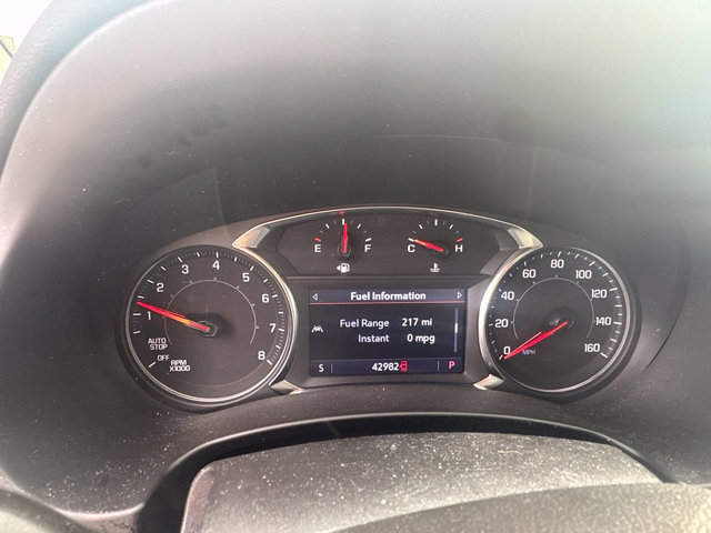 Used 2023 GMC Terrain SLT w/ Tech Package AWD/4WD image 17