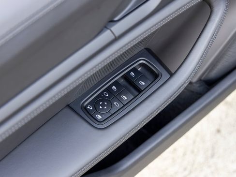 Certified 2024 Porsche Taycan Turbo AWD/4WD image 27