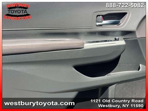 Used 2022 Toyota Sienna XSE w/ XSE Plus Package AWD/4WD image 20