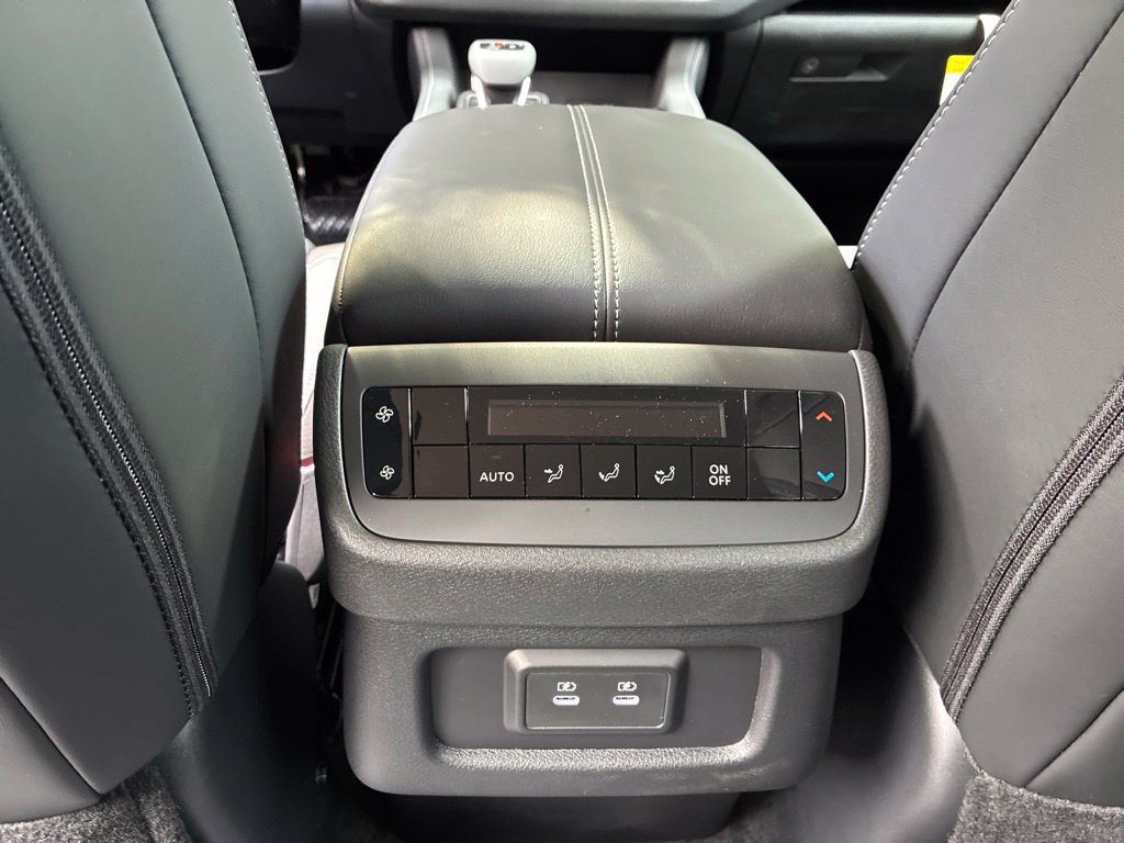 New 2026 Nissan Pathfinder SL AWD/4WD image 28