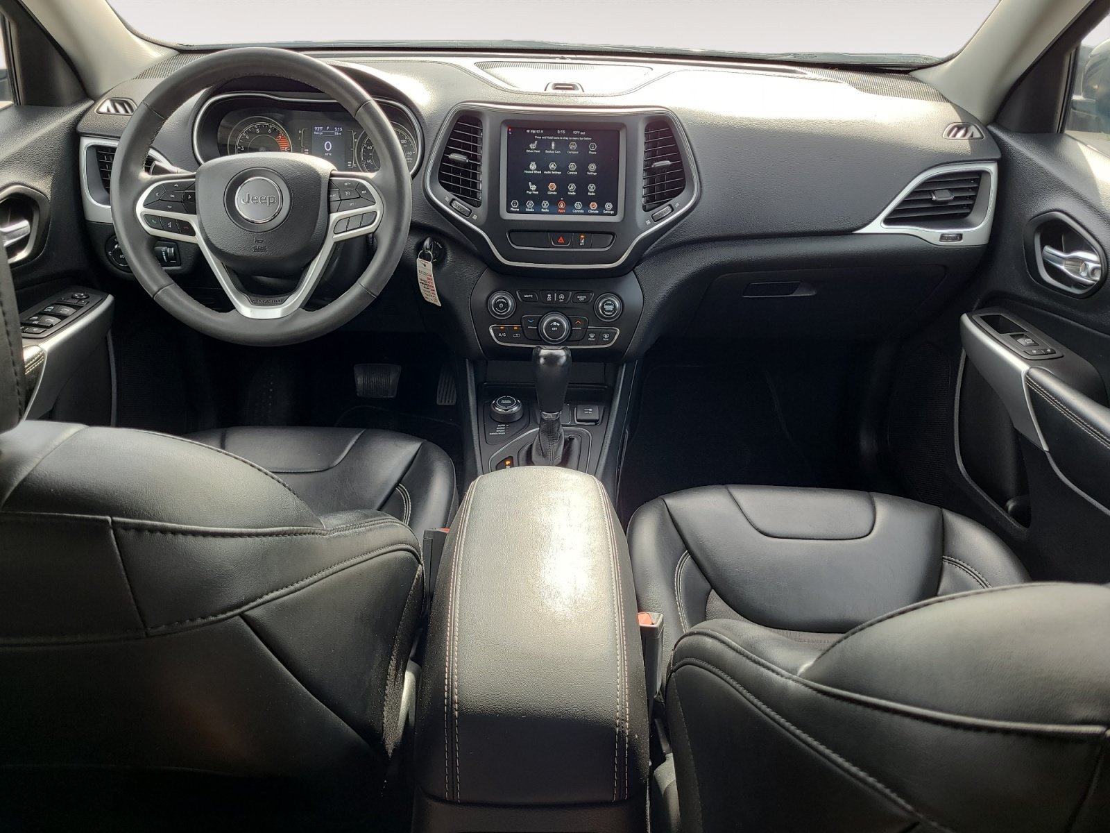 Used 2022 Jeep Cherokee Latitude w/ Sun & Sound Group AWD/4WD image 10