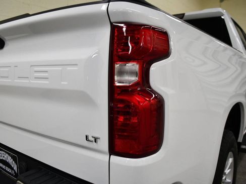 Used 2020 Chevrolet Silverado 1500 LT RWD image 28