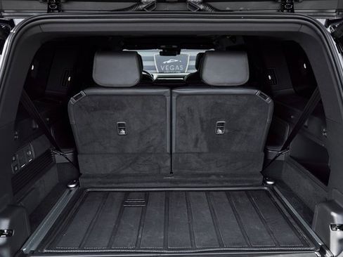 Used 2025 Rivian R1S Adventure image 20