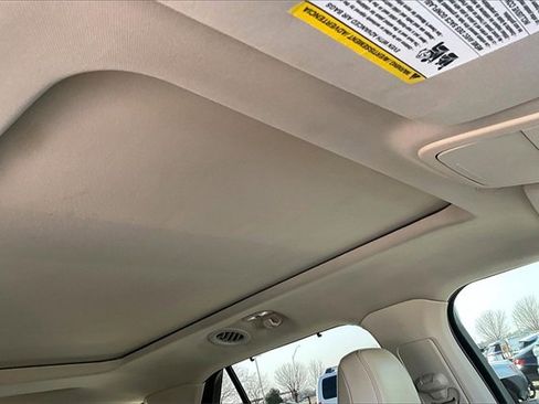 Used 2020 Ford Explorer Platinum image 20