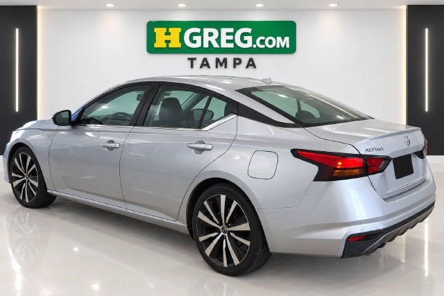 Used 2021 Nissan Altima 2.5 SR FWD image 10