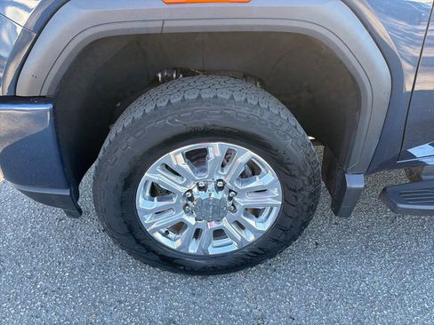 Used 2020 GMC Sierra 2500 Denali w/ Technology Package image 10