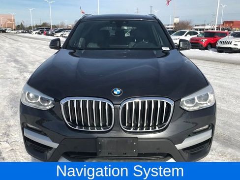 Used 2021 BMW X3 xDrive30e image 3