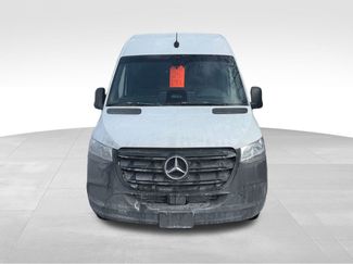 Used 2025 Mercedes-Benz Sprinter 2500 video 2