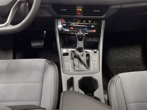 New 2026 Volkswagen Jetta SE image 33