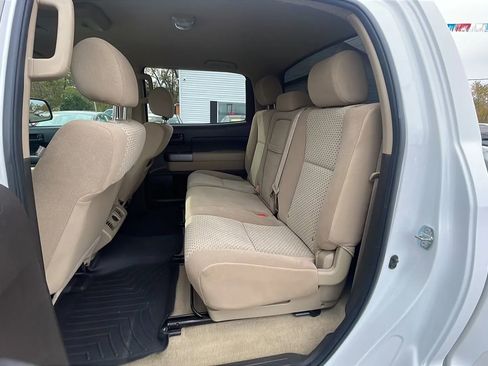 Used 2011 Toyota Tundra 4x4 CrewMax image 22