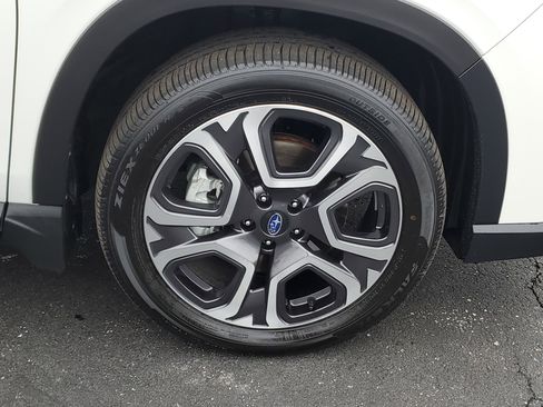 Certified 2024 Subaru Ascent Touring image 5