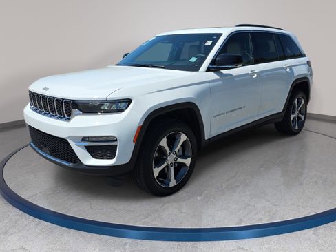 New 2025 Jeep Grand Cherokee Limited AWD/4WD image 1