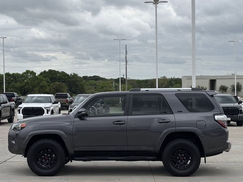 Used 2023 Toyota 4Runner SR5 Premium w/ Moonroof Package image 3