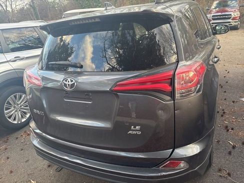 Used 2016 Toyota RAV4 LE image 3