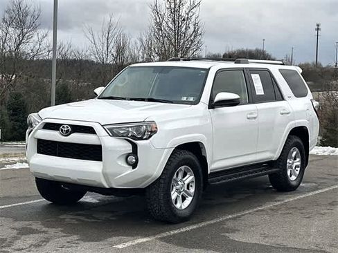 Used 2019 Toyota 4Runner SR5 image 1