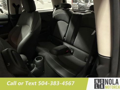Used 2024 MINI Cooper S w/ Signature Upholstery Package FWD image 27