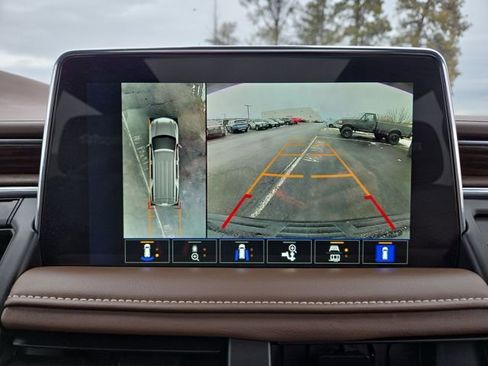 Used 2024 Chevrolet Suburban High Country w/ Max Trailering Package image 28