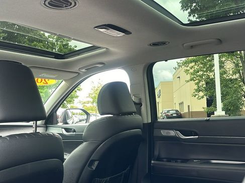 Used 2024 Hyundai Palisade Limited image 33
