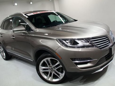 Used 2017 Lincoln MKC Reserve w/ Lincoln MKC Climate Package image 7