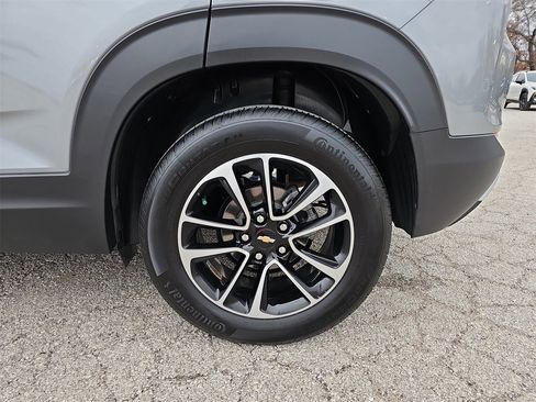 Certified 2025 Chevrolet TrailBlazer LT w/ Convenience Package image 34