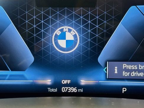 Used 2026 BMW X5 sDrive40i w/ M Sport Package RWD image 11