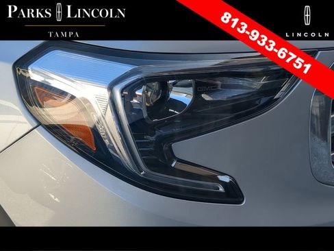 Used 2020 GMC Terrain SLT w/ Preferred Package image 13