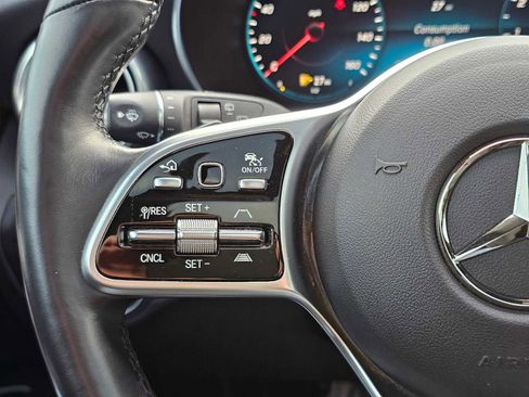 Used 2022 Mercedes-Benz GLC 300 4MATIC image 33