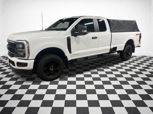 Used 2025 Ford F350 XL w/ STX Appearance Package AWD/4WD image 4