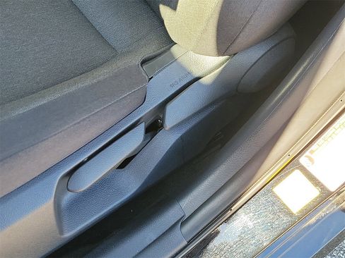 Used 2025 Toyota Camry LE image 18