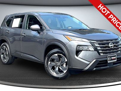 Used 2025 Nissan Rogue SV