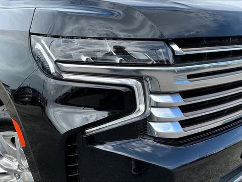 Used 2024 Chevrolet Tahoe High Country image 32