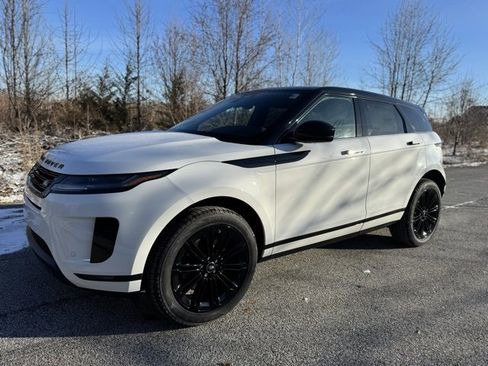 New 2026 Land Rover Range Rover Evoque S image 1